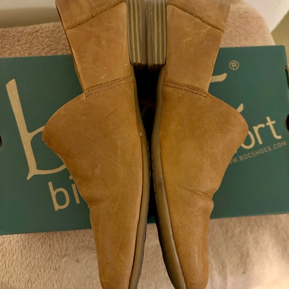 B.O.C Suree Slip-on Shoes - Picture 4 of 5